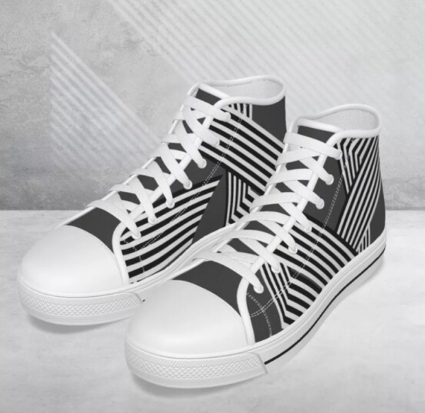 Pola Garis-garis Monokrom